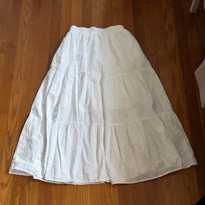 No tag White Tiered Maxi Skirt - Classic Women's Skirt
